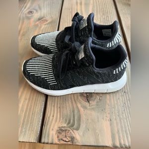 Women’s Adidas Swift Run Tennis Shoes